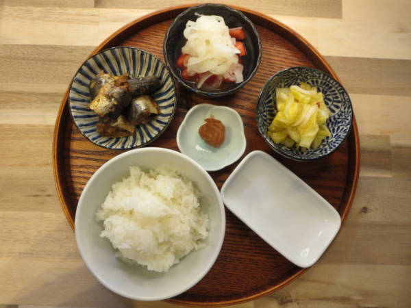 いわしの味付缶の献立