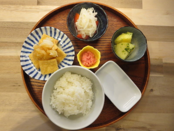 炙り油揚げ(大根おろしのせ)の献立