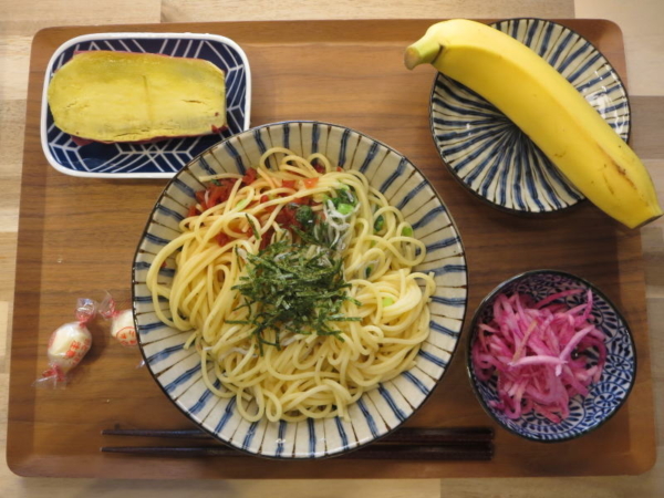 冷凍パスタ(じゃこと梅の香味醤油)の献立