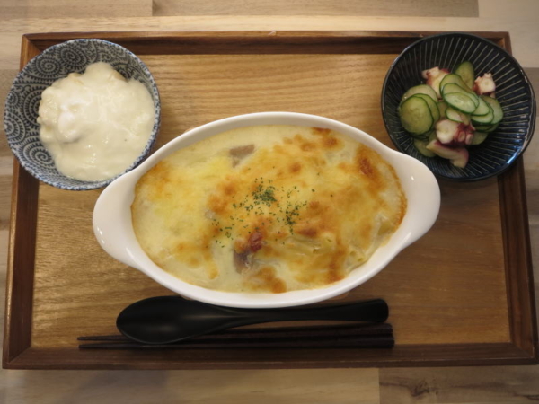 マカロニグラタンの献立