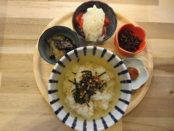 だし茶漬け(のり)の献立