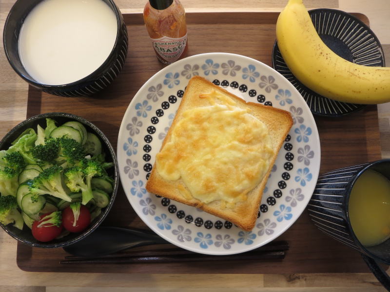 ハムチーズトーストの献立