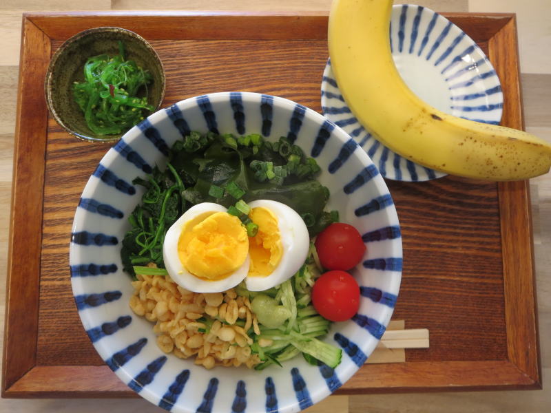 冷したぬきうどんの献立