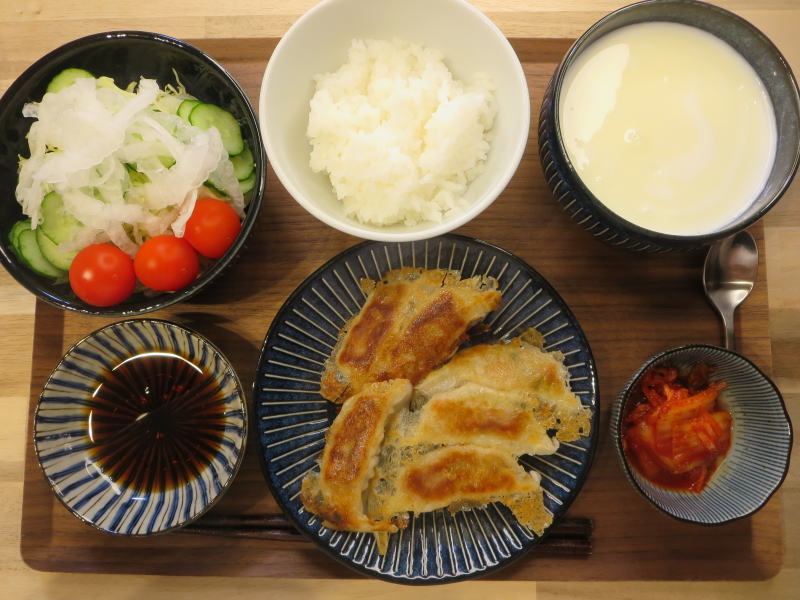 焼餃子の献立