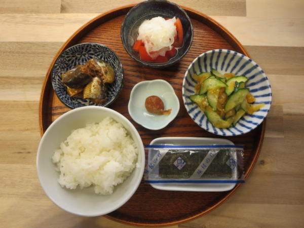 いわしの味付缶の献立