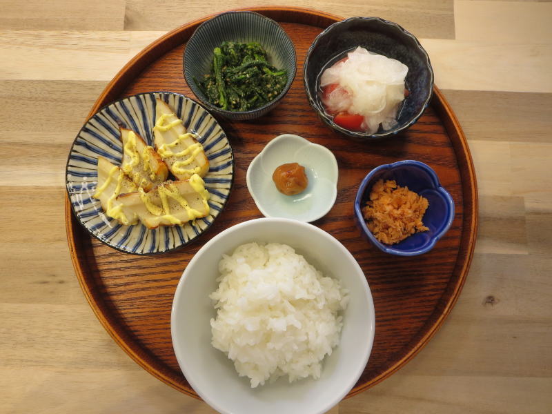 ちくわのマヨ焼きの献立