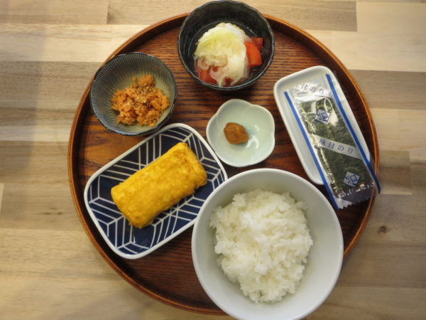 たまご焼きの献立