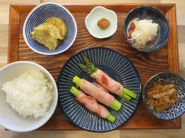 アスパラのハム巻きの献立