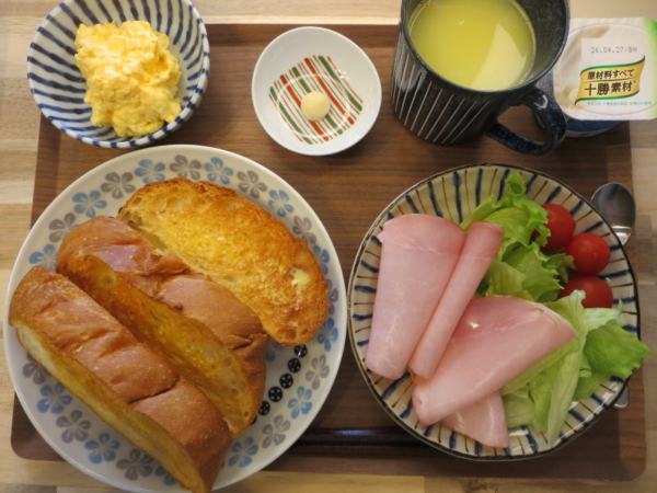 ソフトフランスパンのトーストの献立