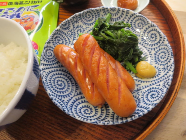 ジョンソンヴィルウインナー＋あぶら菜のバターソテー