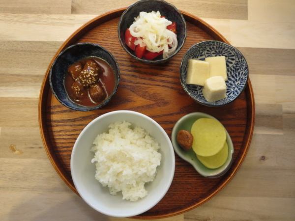 ミートボールの献立