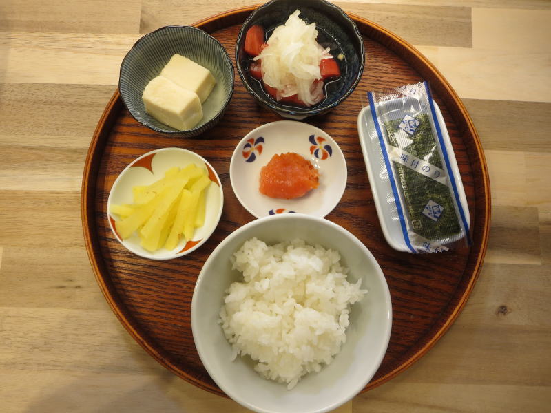 並べただけの献立