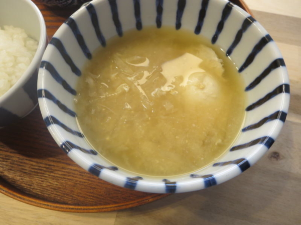 味噌汁(大根、たまご)