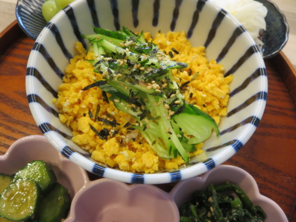 炒りたまご丼