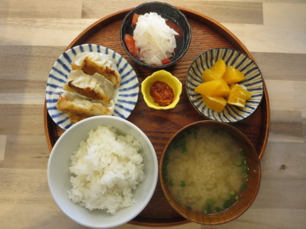 マンドゥ餃子(前日残り)の献立