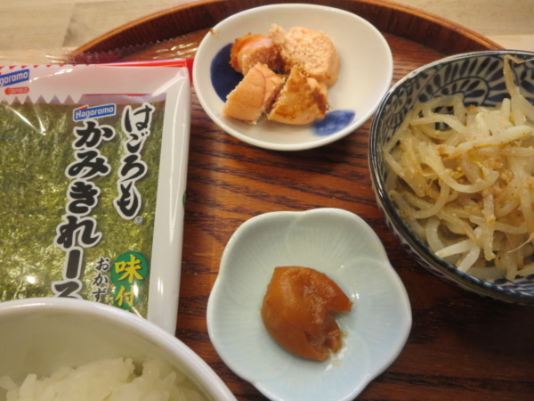 焼たらこ、味付のり、梅干、もやしのごま和え