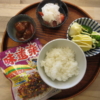 やっと並べた朝食の献立