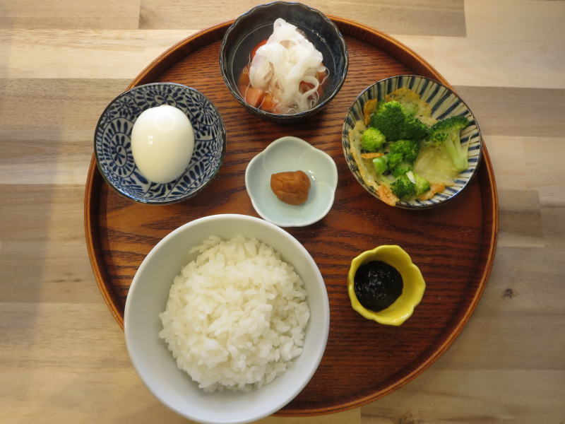 蒸したまごの献立