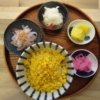 炒りたまご丼の献立