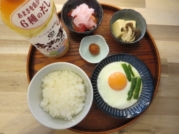 目玉焼きの献立