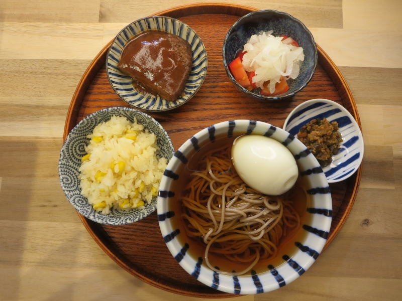 残り物で朝ごはんの献立