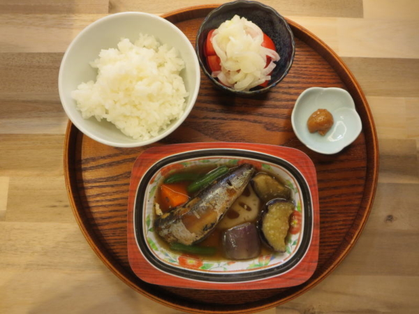 いわしと茄子の炊いたん(京都はんなり一菜)の献立