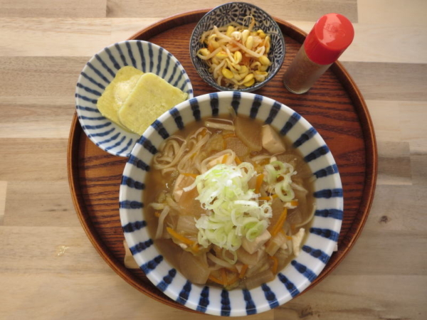 煮込みうどんの献立