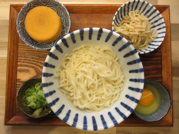 釜玉うどんの献立
