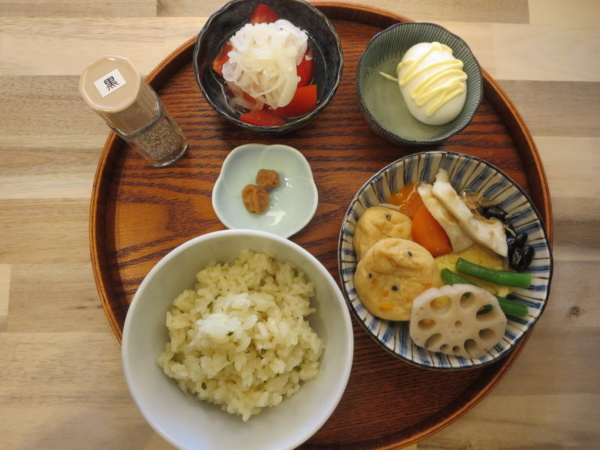 京のおばんざい盛合せ(京都はんなり一菜)の献立