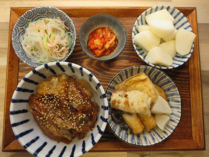 豚バラ丼の献立