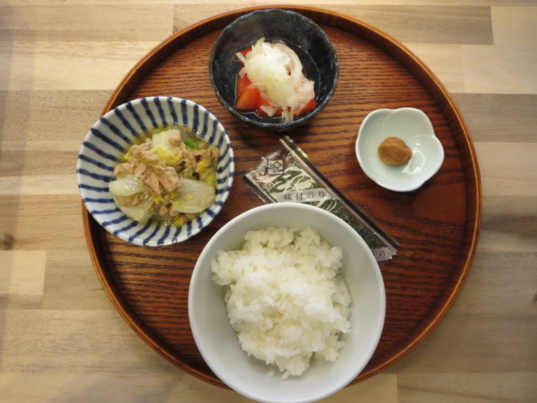 ツナ缶白菜の献立